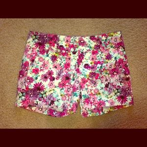 Anne Taylor Printed Shorts